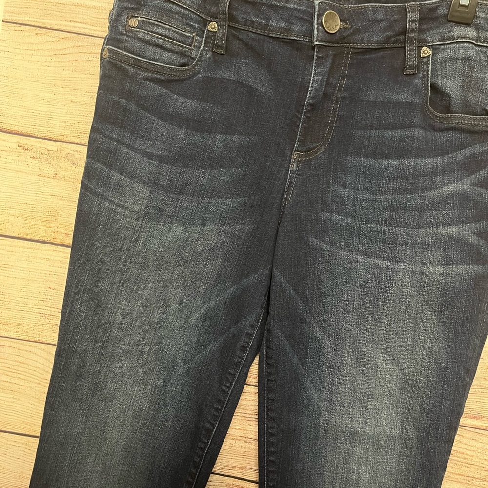 Kut From the Kloth Catherine Boyfriend Jeans Size 10 - Picture 3 of 9